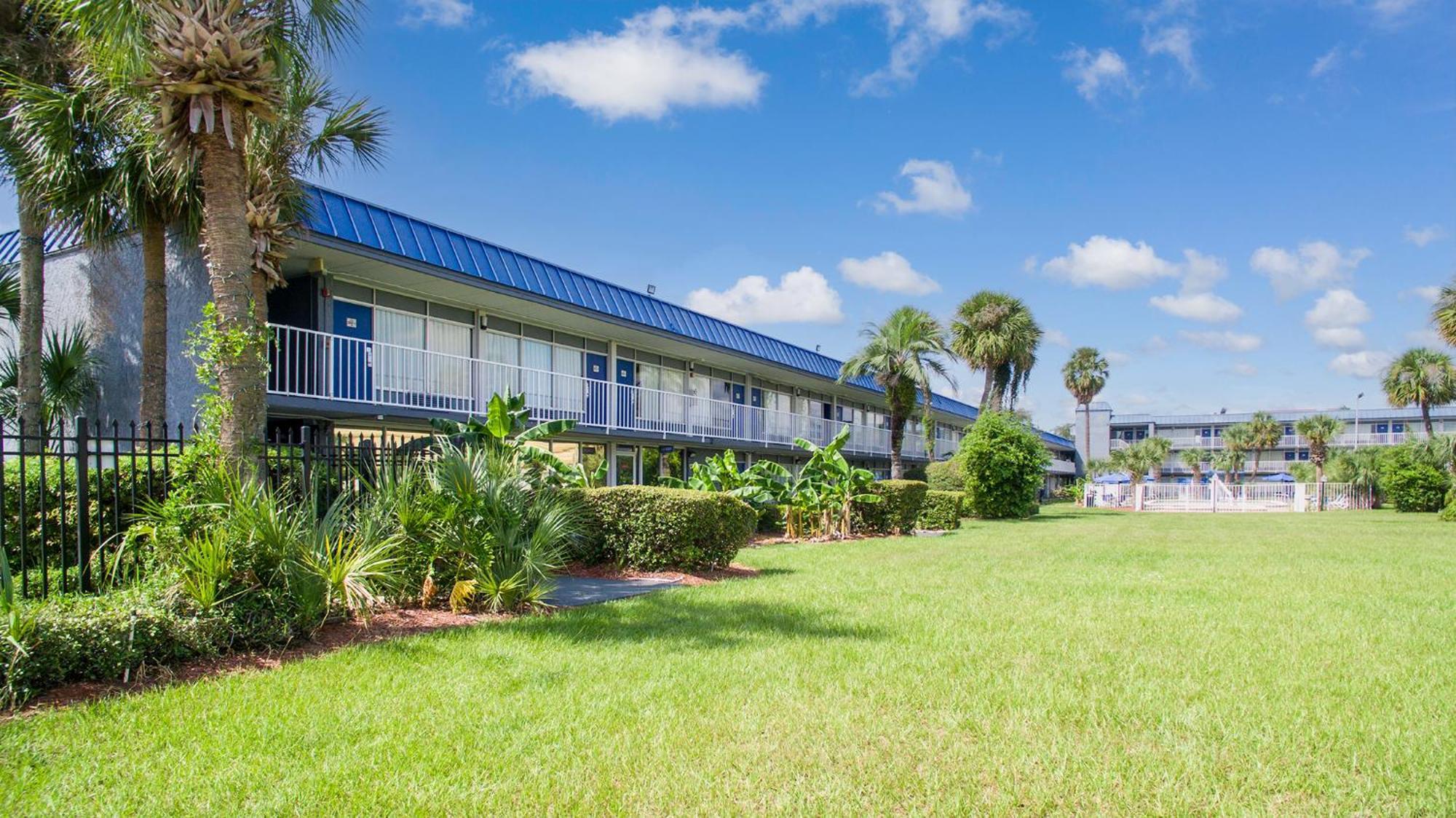Days Inn By Wyndham Orlando Downtown Exterior photo