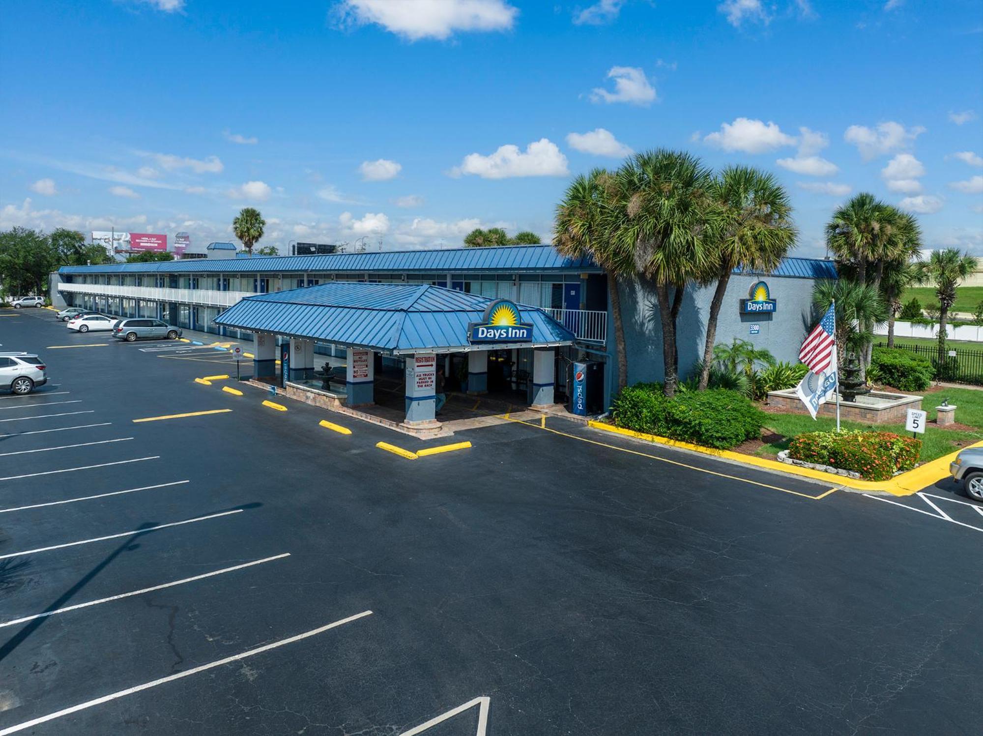 Days Inn By Wyndham Orlando Downtown Exterior photo