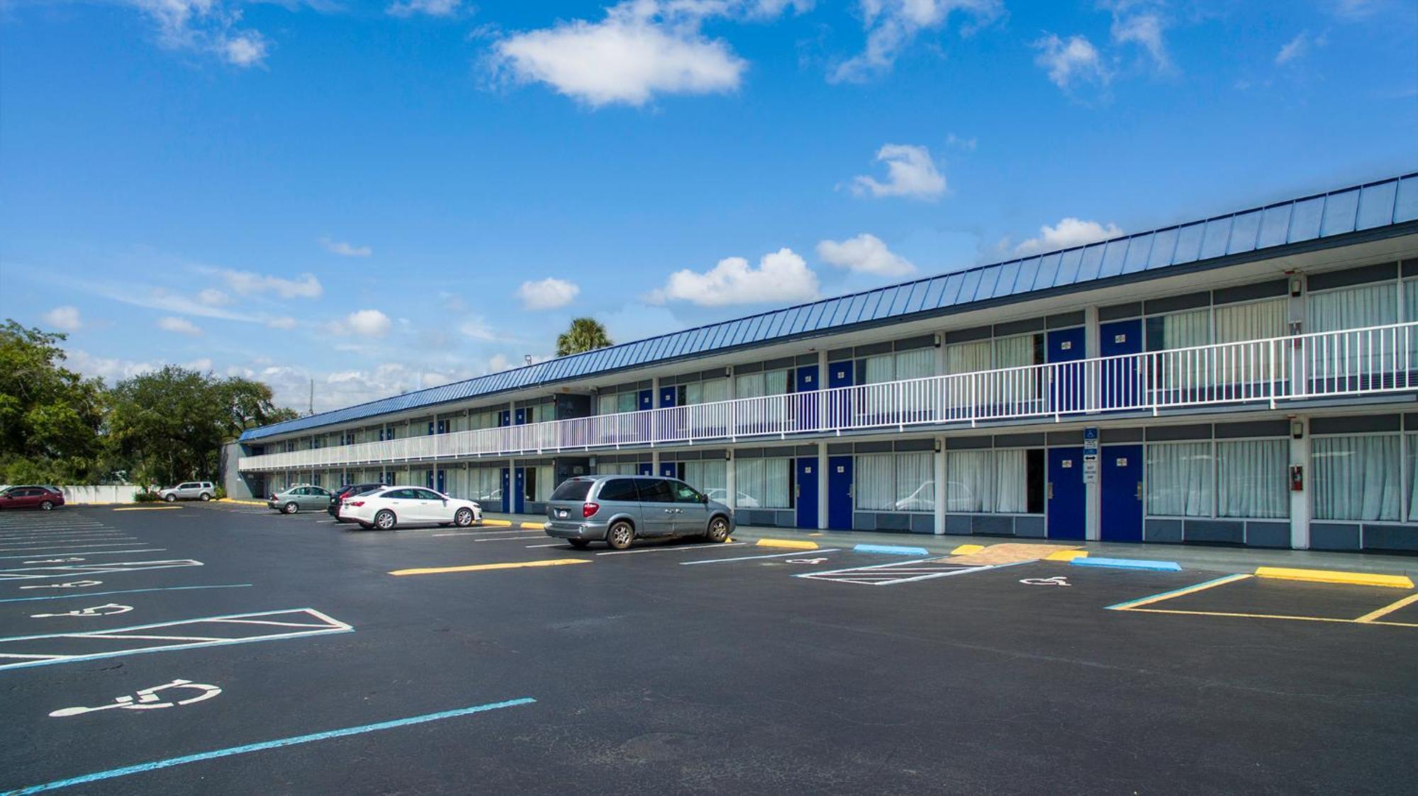 Days Inn By Wyndham Orlando Downtown Exterior photo